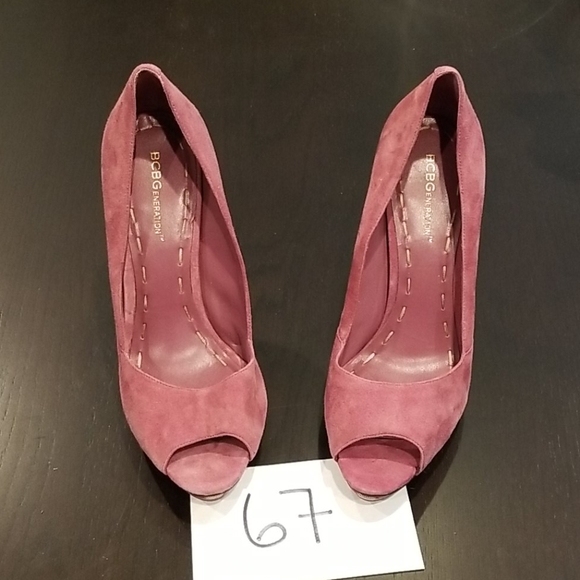 BCBGeneration womans size 8.5M heel - Picture 16 of 16